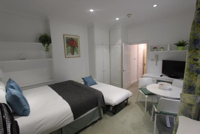 Stay In Serviced Apartments Queensway ลอนดอน ภายนอก รูปภาพ